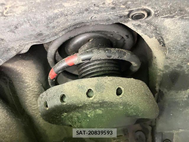 Subaru IMPREZA SPORT HYBRID 2015-07 6716366-19
