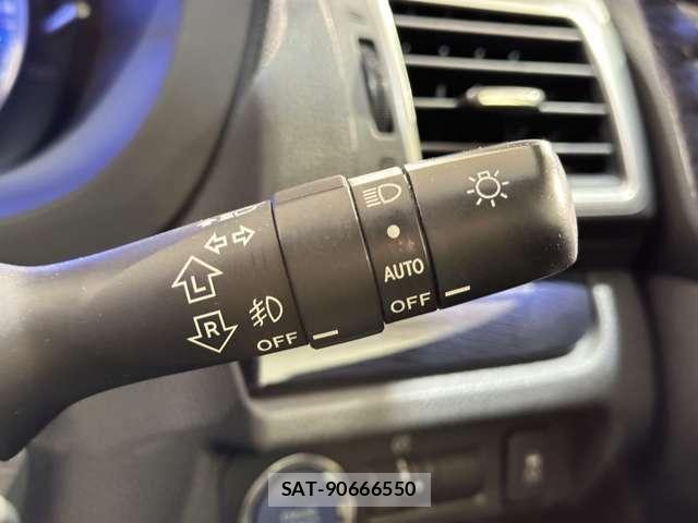 Subaru IMPREZA SPORT HYBRID 2016-07 6906696-11