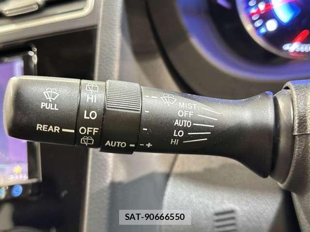 Subaru IMPREZA SPORT HYBRID 2016-07 6906696-12