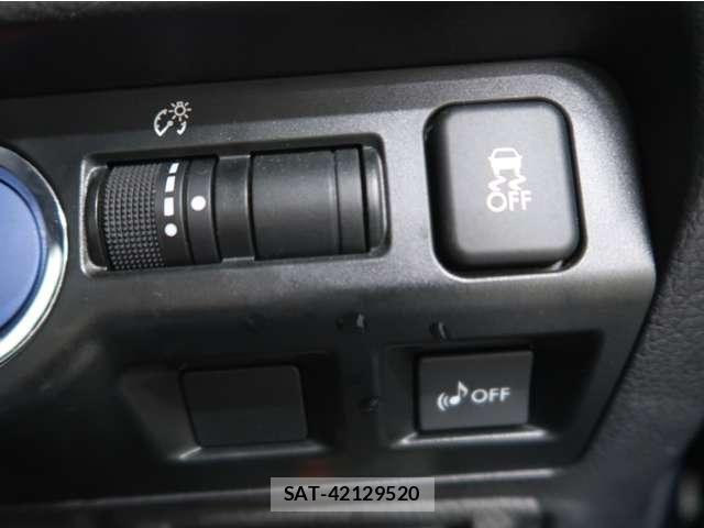 Subaru IMPREZA SPORT HYBRID 2015-08 7979544-25