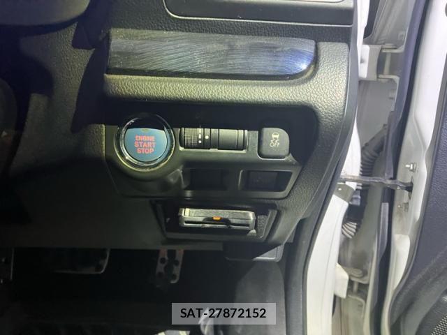 Subaru IMPREZA SPORT HYBRID 2016-02 8829567-16