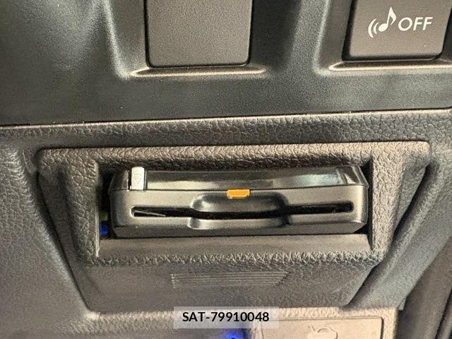 Subaru IMPREZA SPORT HYBRID 2016-02 8880173-21