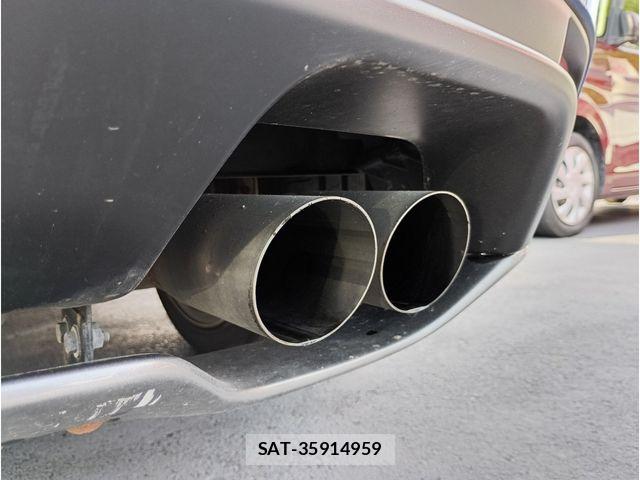 Subaru IMPREZA WRX 2010-02 8366399-22