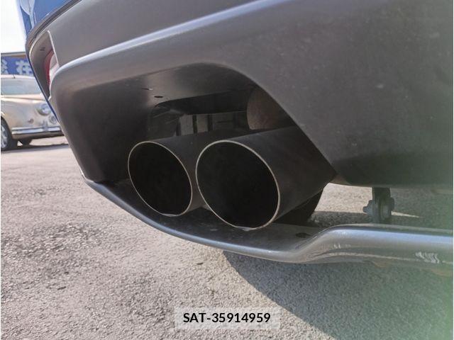Subaru IMPREZA WRX 2010-02 8366399-23