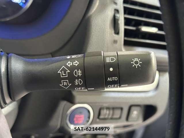 Subaru IMPREZA XV 2013-09 8145932-11