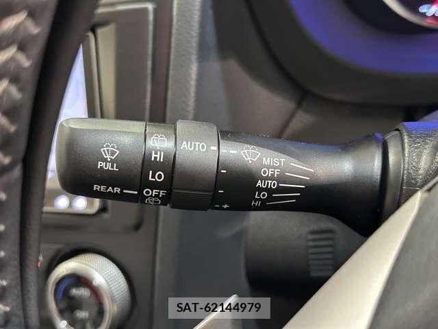Subaru IMPREZA XV 2013-09 8145932-12