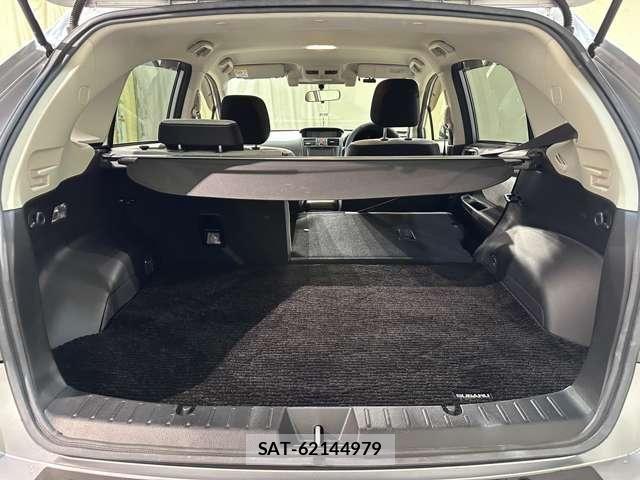 Subaru IMPREZA XV 2013-09 8145932-29