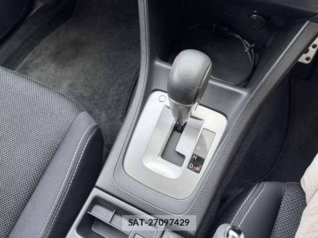 Subaru IMPREZA XV 2012-12 8130631-13