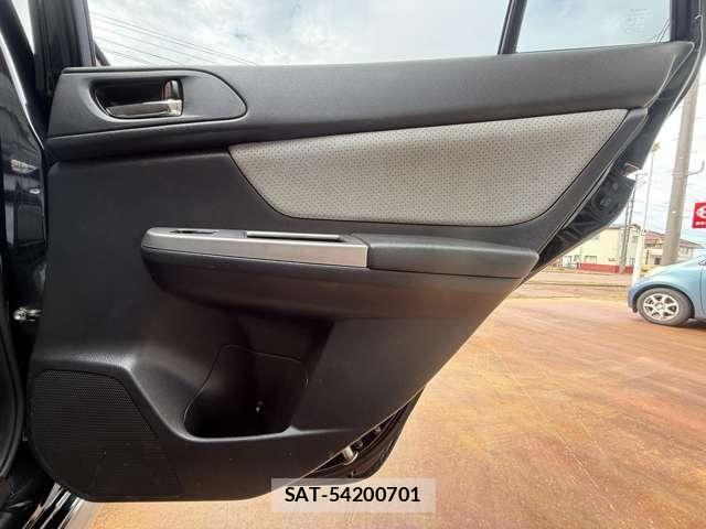 Subaru IMPREZA XV 2014-03 8829571-26