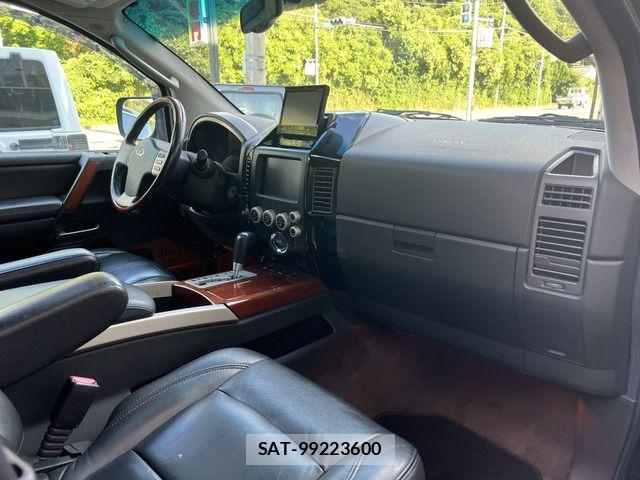 Infiniti QX56 2009-06 7724333-13