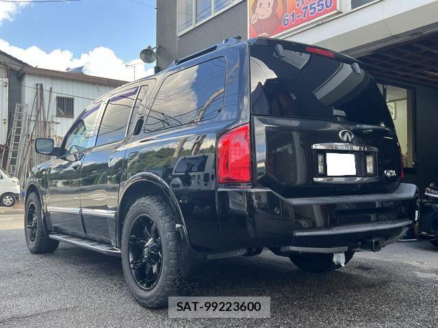 Infiniti QX56 2009-06 7724333-2
