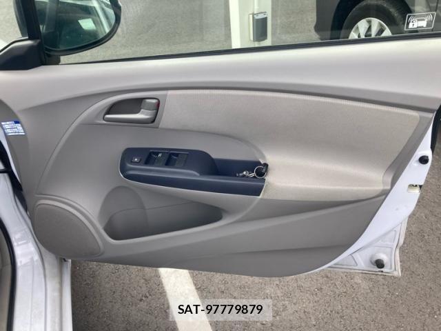 Honda INSIGHT 2011-01 7358172-8