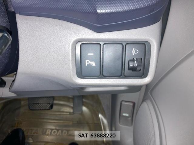 Honda INSIGHT 2009-06 7358169-16
