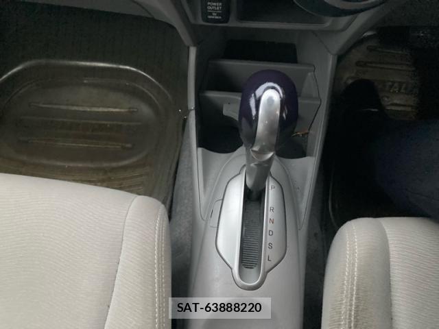 Honda INSIGHT 2009-06 7358169-21