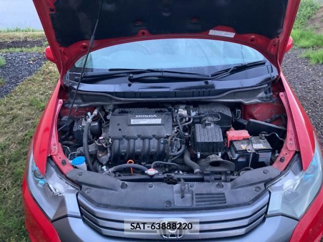 Honda INSIGHT 2009-06 7358169-22