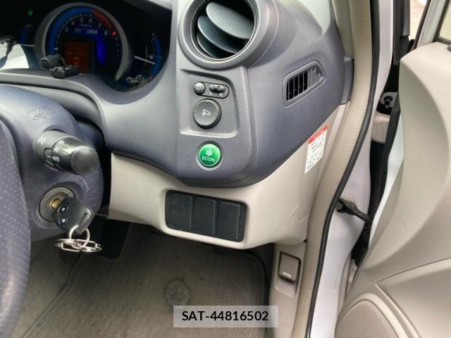 Honda INSIGHT 2009-05 7358171-11