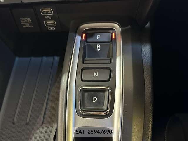 Honda INSIGHT 2019-02 7617191-27