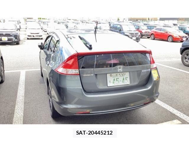 Honda INSIGHT 2010-04 8412956-1