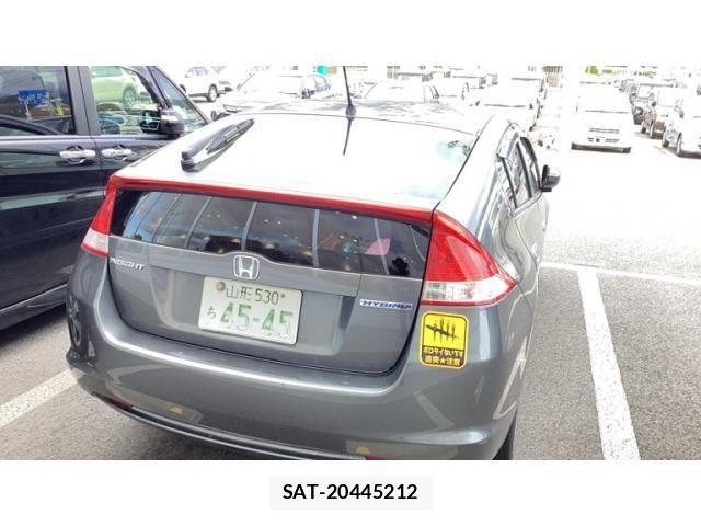 Honda INSIGHT 2010-04 8412956-2