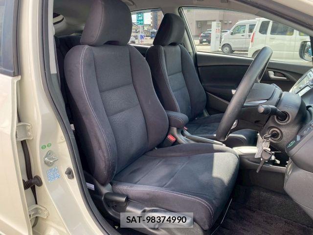 Honda INSIGHT 2013-06 8412951-11