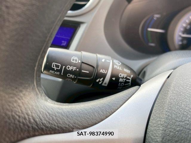 Honda INSIGHT 2013-06 8412951-21