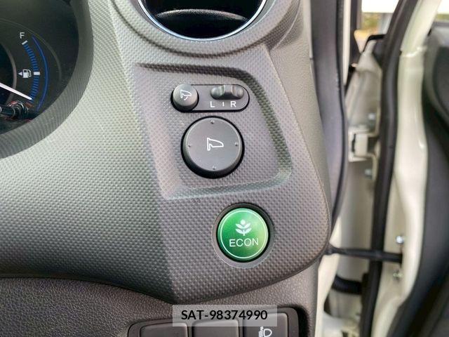 Honda INSIGHT 2013-06 8412951-23