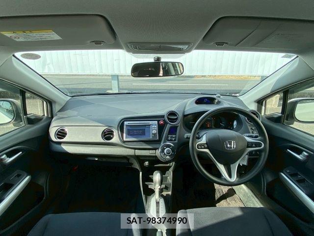 Honda INSIGHT 2013-06 8412951-2