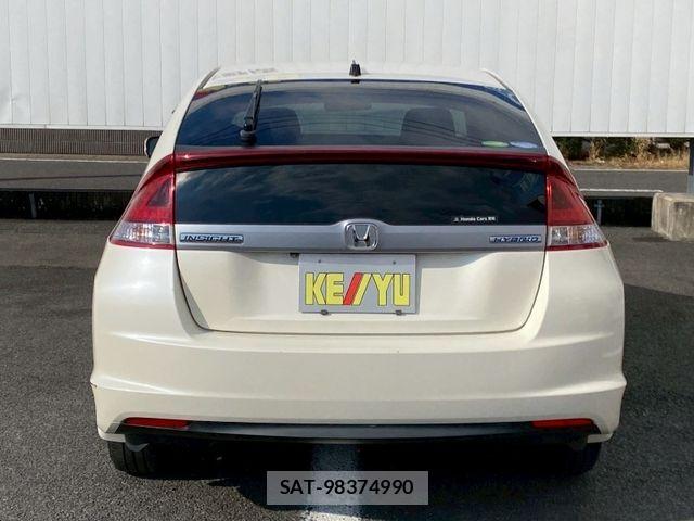 Honda INSIGHT 2013-06 8412951-5