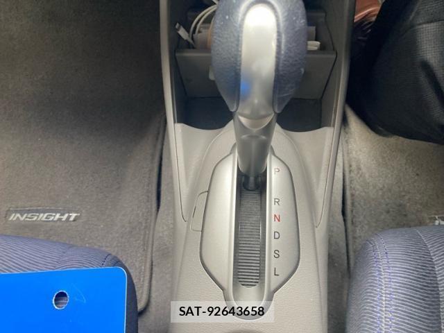 Honda INSIGHT 2010-04 8562217-15