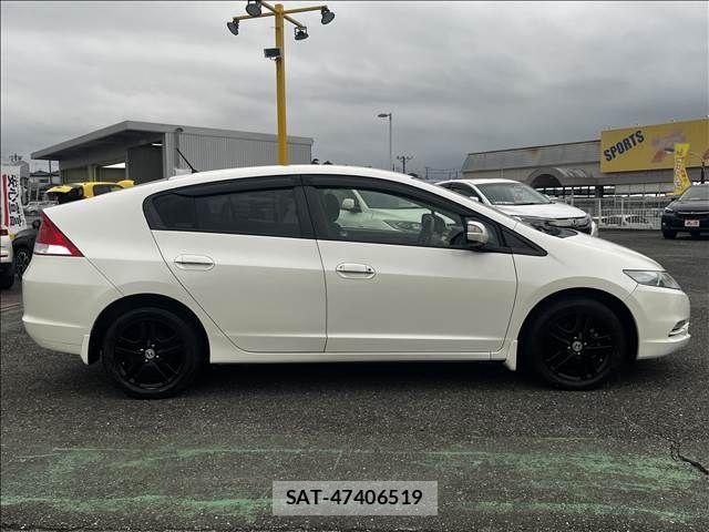 Honda INSIGHT 2010-04 8666286-19