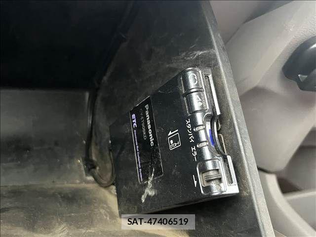 Honda INSIGHT 2010-04 8666286-20