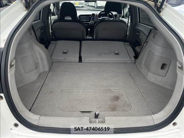 Honda INSIGHT 2010-04 8666286-25