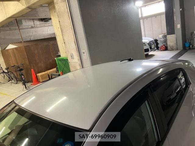 Honda INSIGHT 2009-03 8659547-10