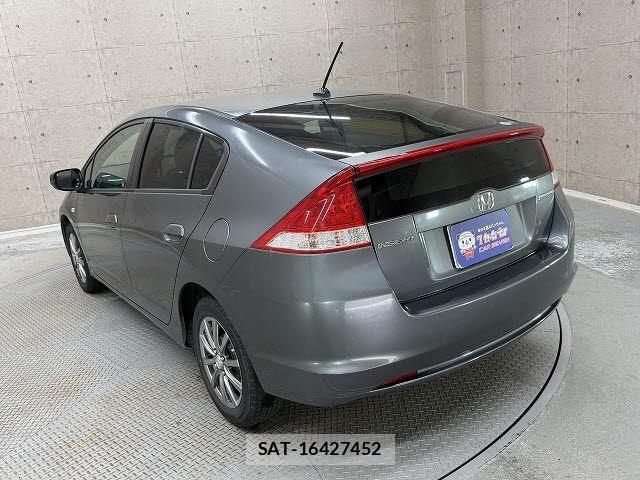 Honda INSIGHT 2010-05 8871199-2