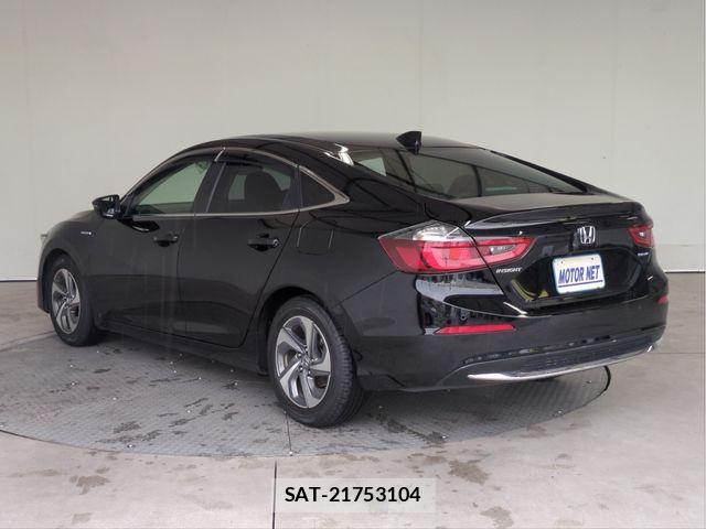 Honda INSIGHT 2019-06 8871198-18
