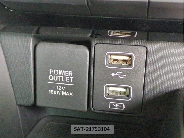 Honda INSIGHT 2019-06 8871198-27