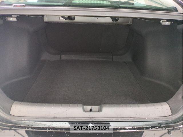 Honda INSIGHT 2019-06 8871198-6