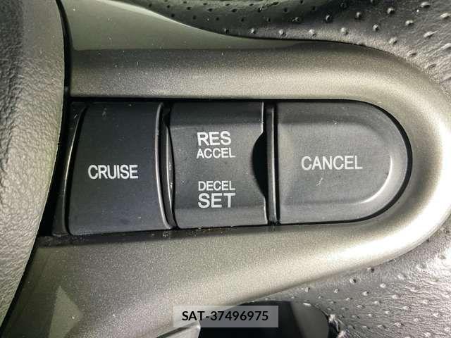 Honda INSIGHT EXCLUSIVE 2013-12 5869703-4
