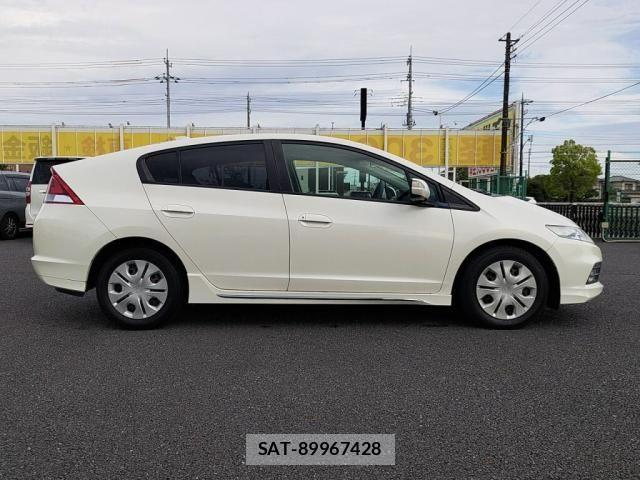 Honda INSIGHT EXCLUSIVE 2012-06 6682696-10
