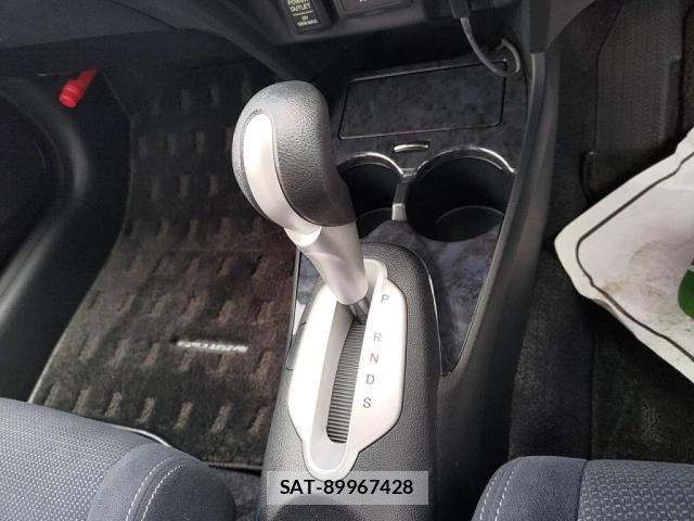 Honda INSIGHT EXCLUSIVE 2012-06 6682696-14