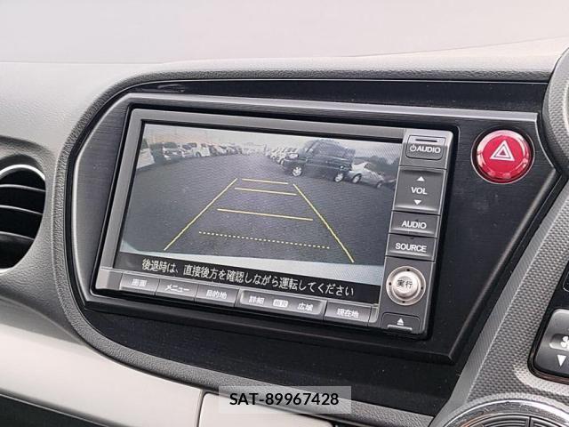 Honda INSIGHT EXCLUSIVE 2012-06 6682696-17