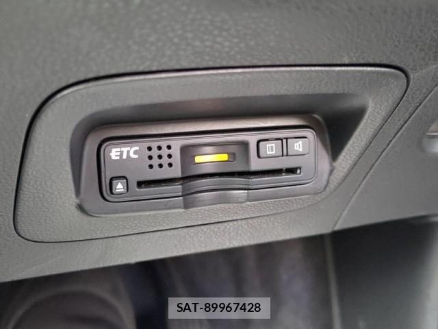 Honda INSIGHT EXCLUSIVE 2012-06 6682696-18