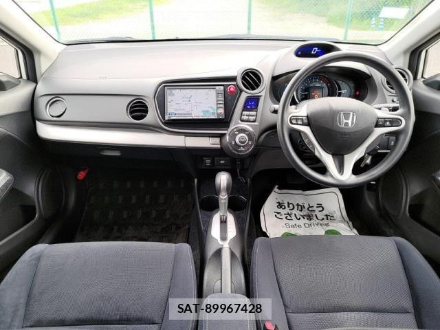 Honda INSIGHT EXCLUSIVE 2012-06 6682696-2