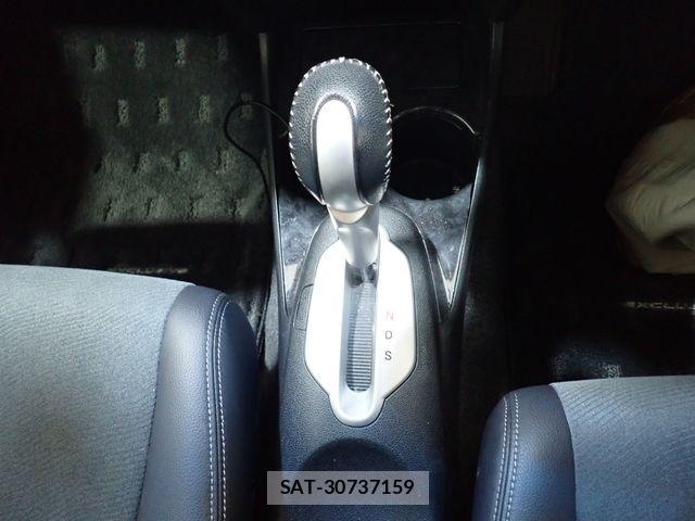Honda INSIGHT EXCLUSIVE 2011-11 7272083-17