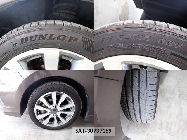 Honda INSIGHT EXCLUSIVE 2011-11 7272083-25