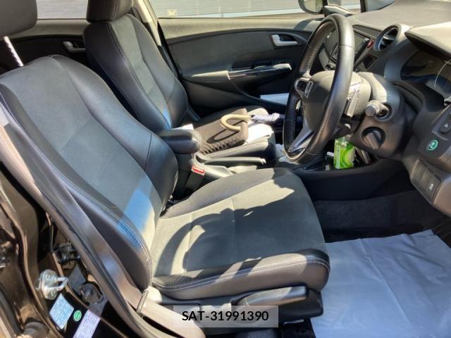 Honda INSIGHT EXCLUSIVE 2012-08 7454982-17