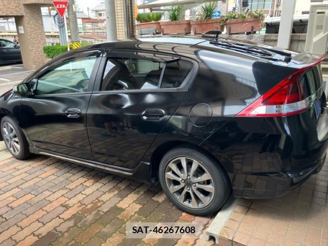 Honda INSIGHT EXCLUSIVE 2011-11 8314874-2
