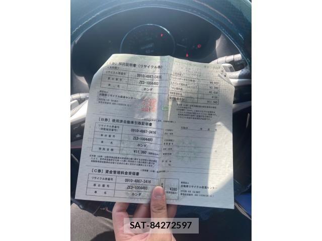 Honda INSIGHT EXCLUSIVE 2012-06 8742833-19