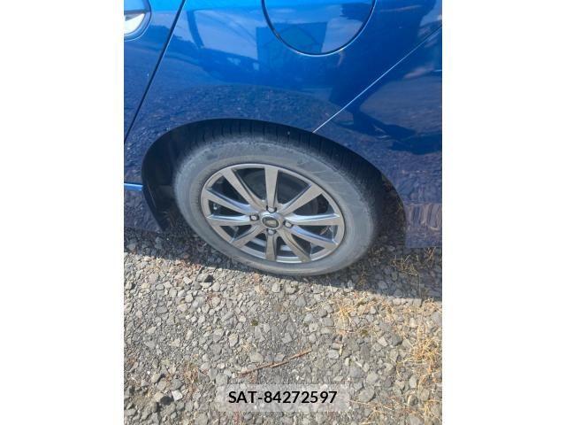 Honda INSIGHT EXCLUSIVE 2012-06 8742833-6