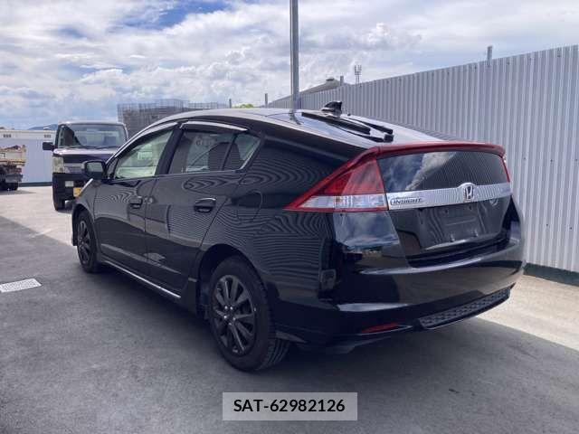 Honda INSIGHT EXCLUSIVE 2012-05 8780634-10